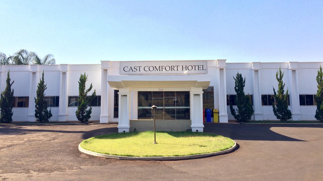 Cast Comfort Hotel Paranaíba Buitenkant foto