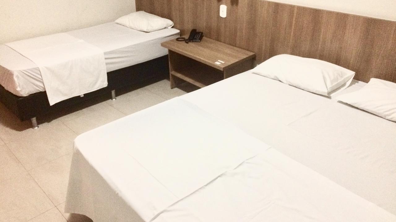 Cast Comfort Hotel Paranaíba Buitenkant foto